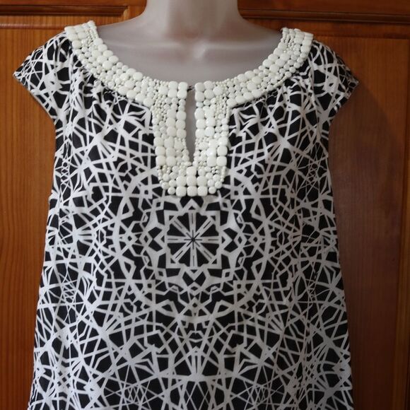 Ellen Tracy Black & White Mandala print Beaded Yoke Party Dress 14 - Picture 3 of 15